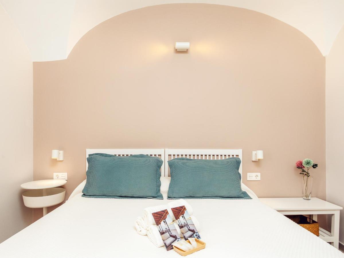 Apartamentos Plaza Mayor 35 Caces Extérieur photo