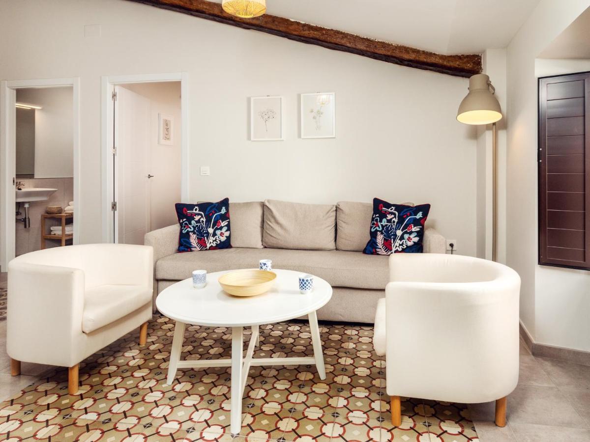 Apartamentos Plaza Mayor 35 Caces Extérieur photo
