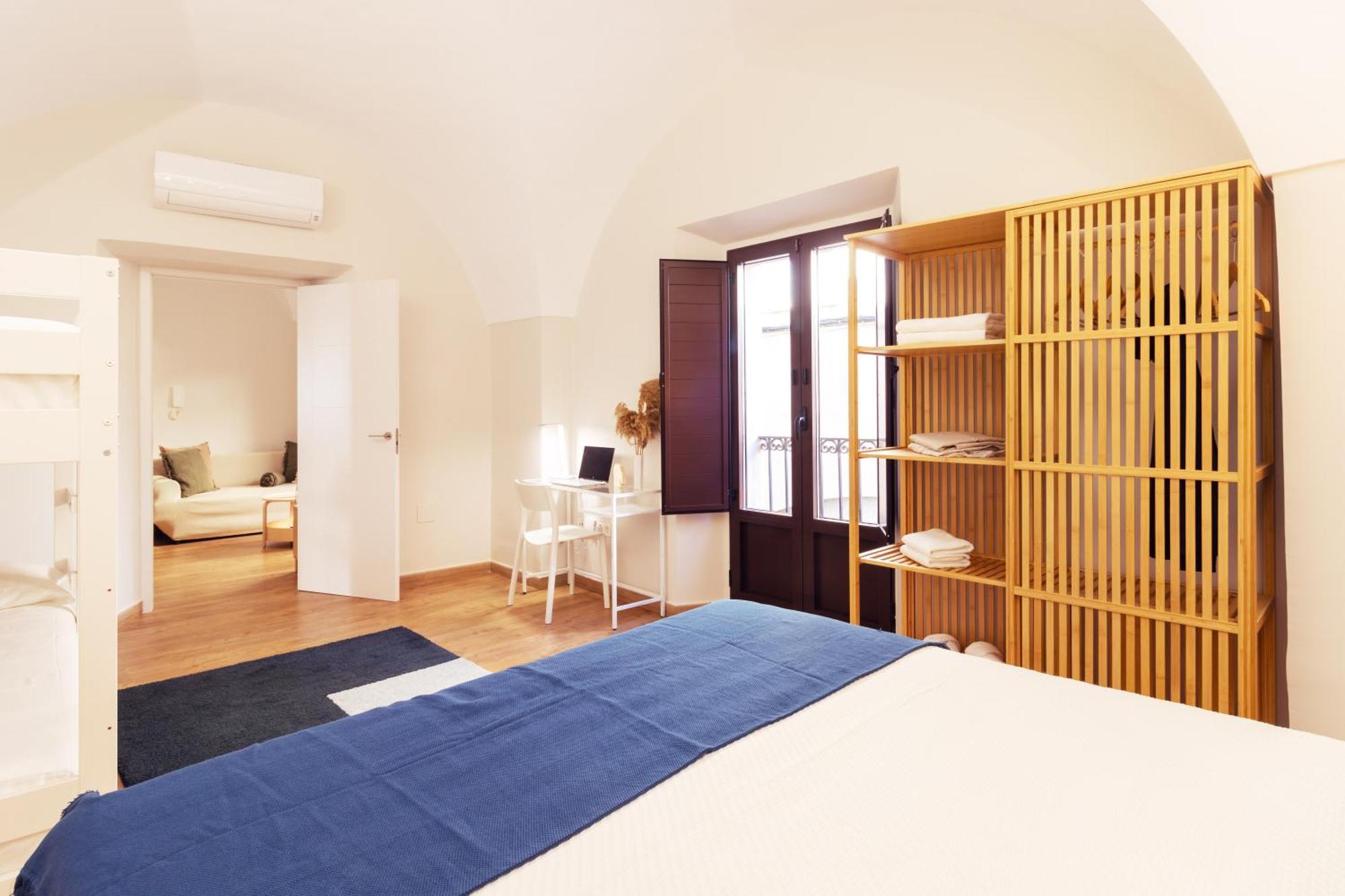 Apartamentos Plaza Mayor 35 Caces Extérieur photo